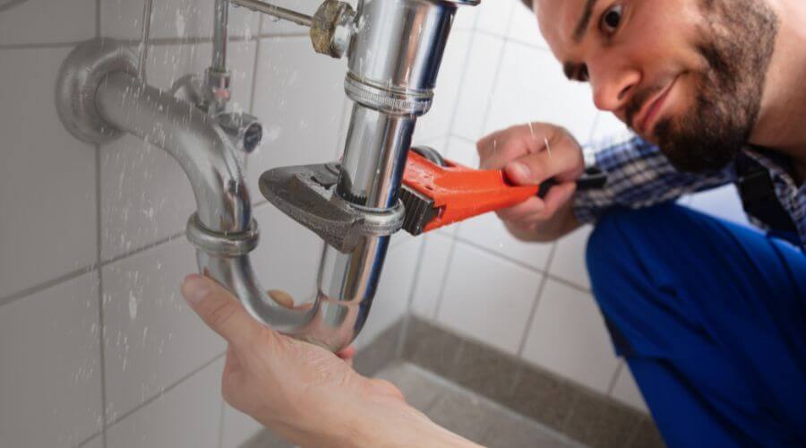 Professional clogged toilet repair in Byron, WY